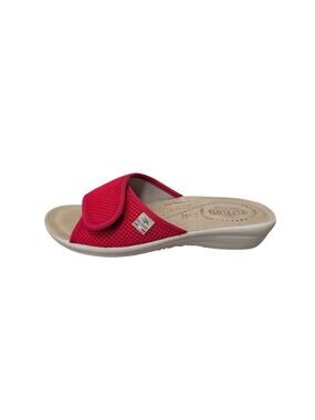 FLYFLOT Women's Cloth Wedge slip on sandal/shoes, slides, RED; size 38;/7